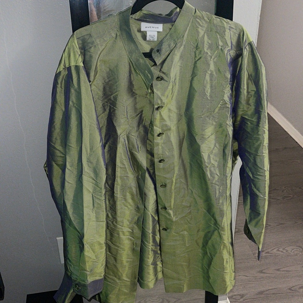 Iridescent oversized button up